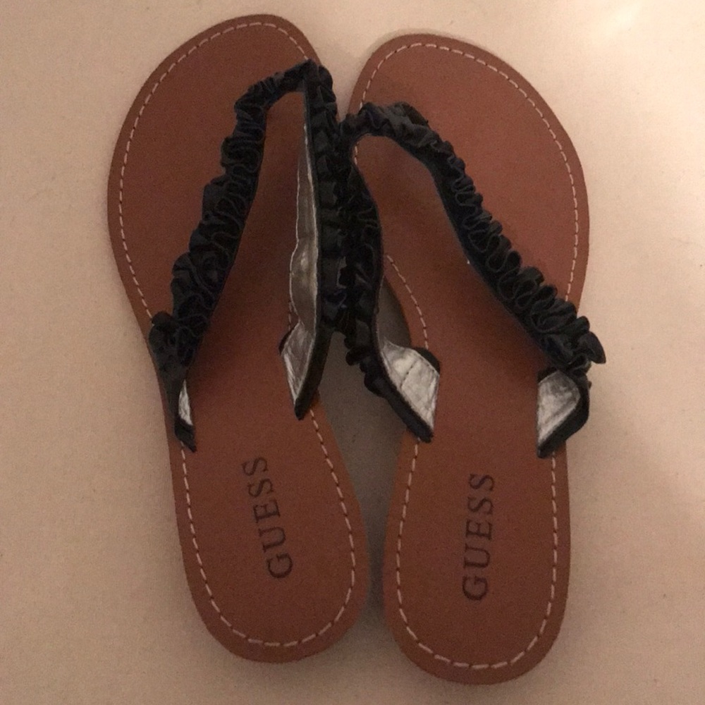 Guess black ruffle sandals